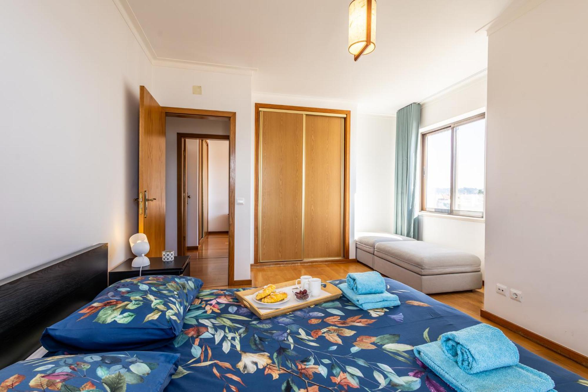 Beachfront 3Bdr Apt On Marginal Boulevard São Martinho do Porto Exteriér fotografie
